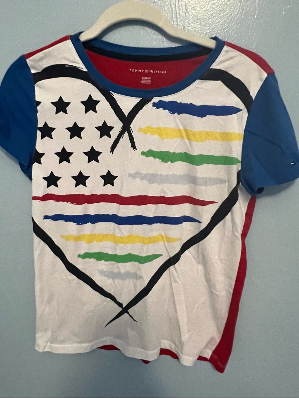 Tommy Hilfiger White Graphic Flag Tee with Blue Sleeves